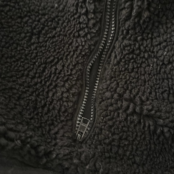 Alo fuzzy black hoodie - Picture 5 of 5